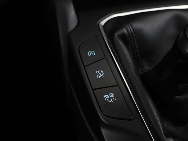 Ford Focus navi czujniki parkowania klima hak multifunkcja Mk4 (2018-)