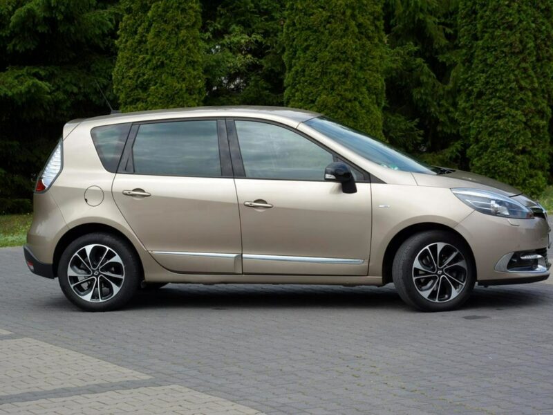 Renault Scenic 1.2Tce Lift Bose Kamera Navi R-Link Xenon Ledy pół-Skóry 2xParktr. III (2009-2016)