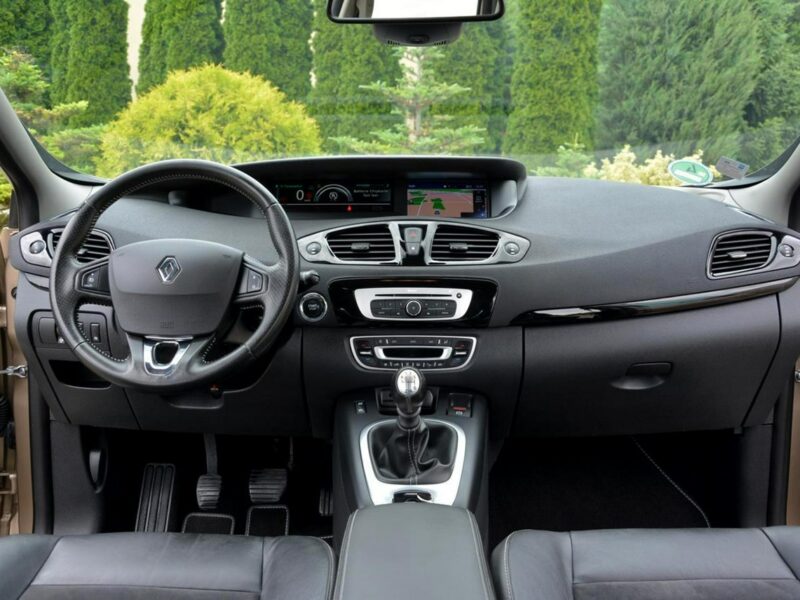 Renault Scenic 1.2Tce Lift Bose Kamera Navi R-Link Xenon Ledy pół-Skóry 2xParktr. III (2009-2016)
