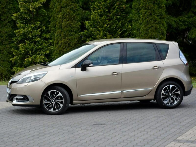 Renault Scenic 1.2Tce Lift Bose Kamera Navi R-Link Xenon Ledy pół-Skóry 2xParktr. III (2009-2016)