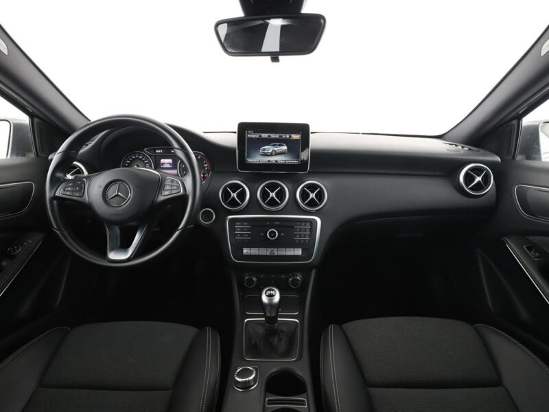 Mercedes A 180 klima czujnki parkowania grzane sportowe fotele W176 (2012-)