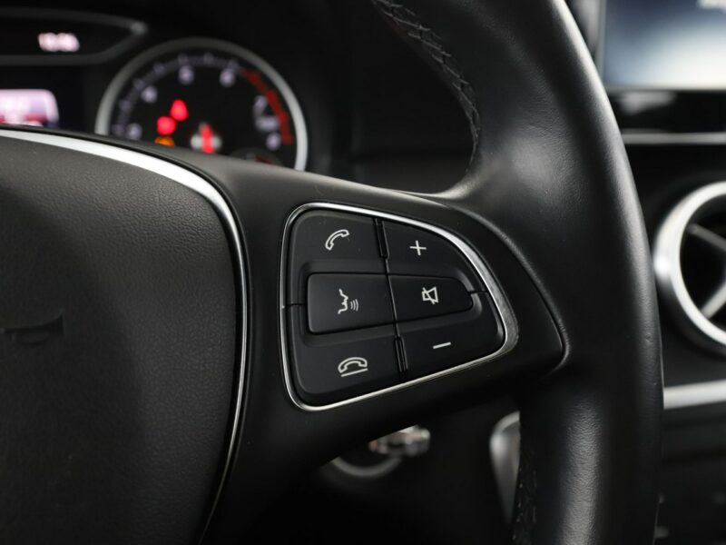 Mercedes A 180 klima czujnki parkowania grzane sportowe fotele W176 (2012-)