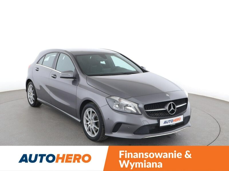 Mercedes A 180 klima czujnki parkowania grzane sportowe fotele W176 (2012-)
