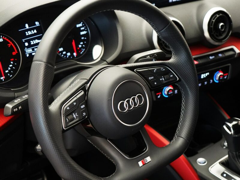 Audi Q2 35TFSI Stronic Sline AudiLed Ambiente Kamera