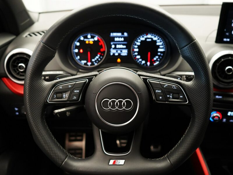 Audi Q2 35TFSI Stronic Sline AudiLed Ambiente Kamera