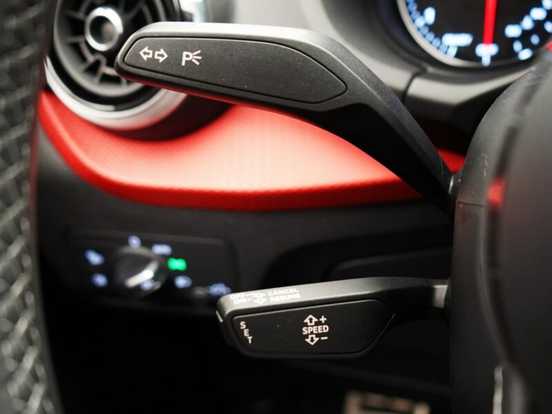 Audi Q2 35TFSI Stronic Sline AudiLed Ambiente Kamera