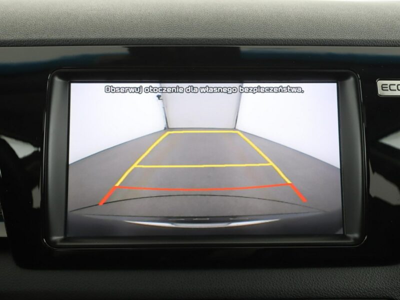 Kia Niro skóra navi kamera i czujniki parkowania szyberdach