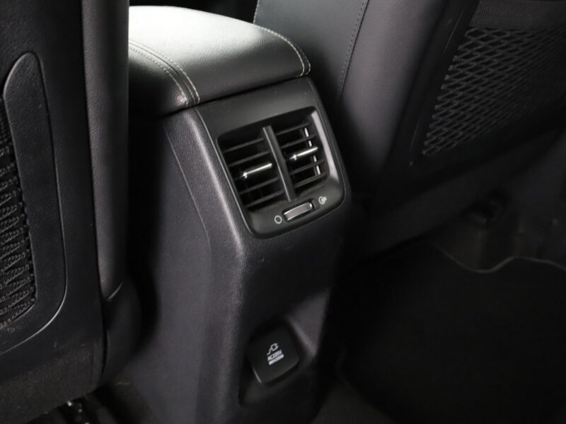 Kia Niro skóra navi kamera i czujniki parkowania szyberdach