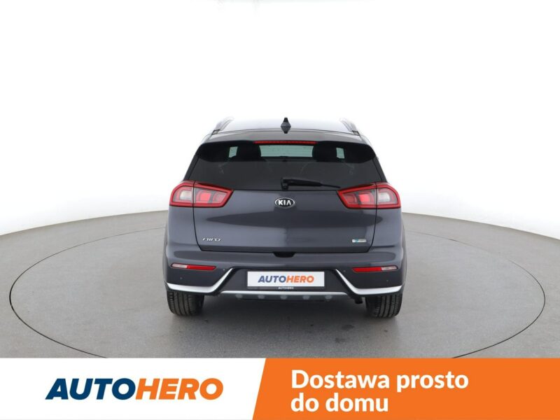 Kia Niro skóra navi kamera i czujniki parkowania szyberdach