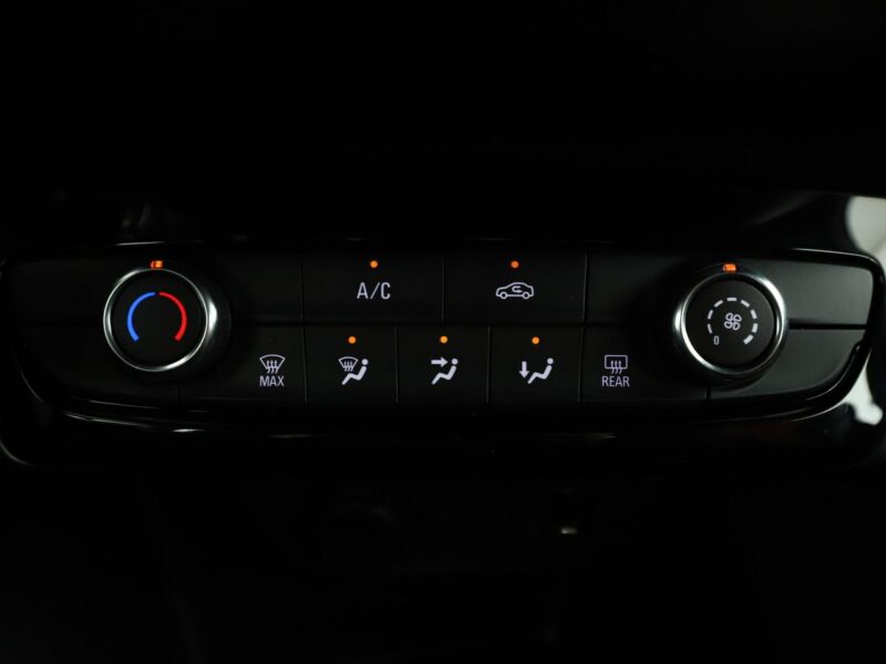 Opel Corsa GS line, kamera cofania, cyforwe zegary, Aut. klima, Bluetooth F (2019-)