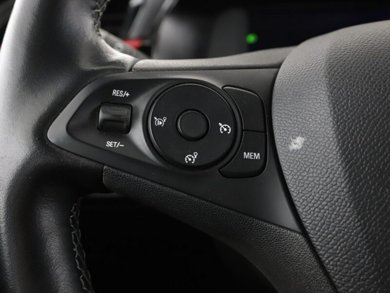 Opel Corsa GS line, kamera cofania, cyforwe zegary, Aut. klima, Bluetooth F (2019-)