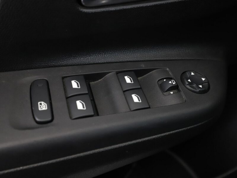 Opel Corsa GS line, kamera cofania, cyforwe zegary, Aut. klima, Bluetooth F (2019-)