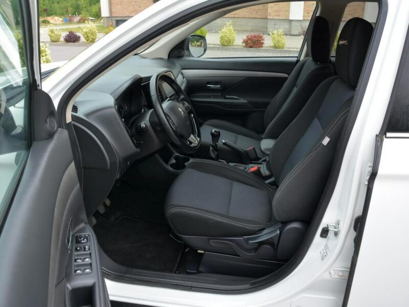 Mitsubishi Outlander 2.0(150KM) Lift 98 tys przebieg Ledy Kamera Alu Grzane fotele ASO III (2012-)
