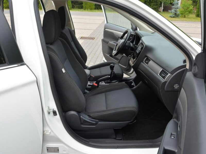 Mitsubishi Outlander 2.0(150KM) Lift 98 tys przebieg Ledy Kamera Alu Grzane fotele ASO III (2012-)