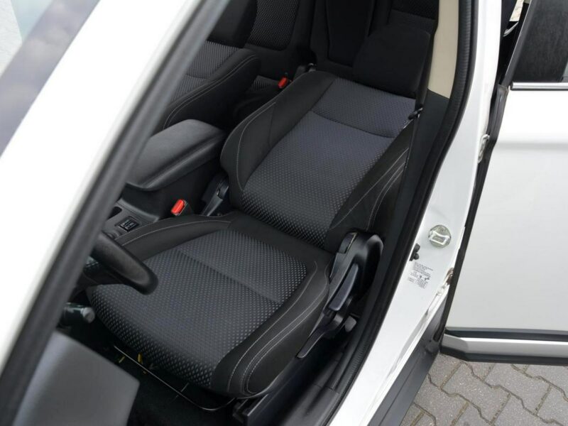 Mitsubishi Outlander 2.0(150KM) Lift 98 tys przebieg Ledy Kamera Alu Grzane fotele ASO III (2012-)