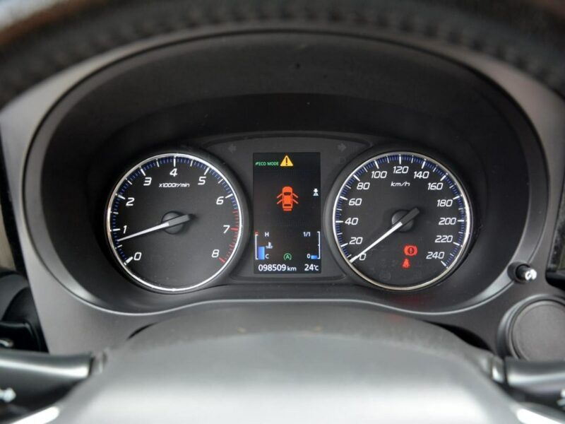 Mitsubishi Outlander 2.0(150KM) Lift 98 tys przebieg Ledy Kamera Alu Grzane fotele ASO III (2012-)