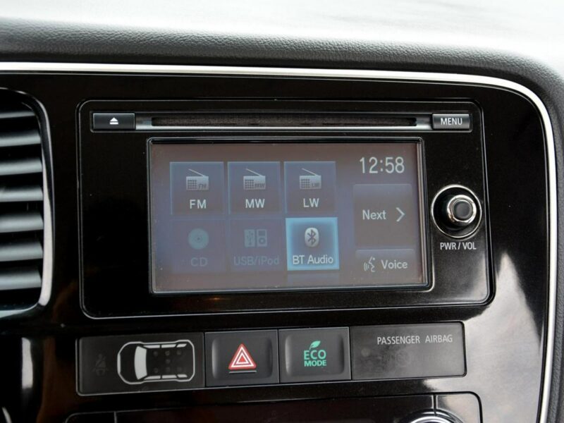 Mitsubishi Outlander 2.0(150KM) Lift 98 tys przebieg Ledy Kamera Alu Grzane fotele ASO III (2012-)