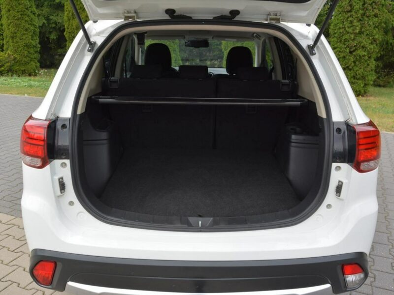 Mitsubishi Outlander 2.0(150KM) Lift 98 tys przebieg Ledy Kamera Alu Grzane fotele ASO III (2012-)