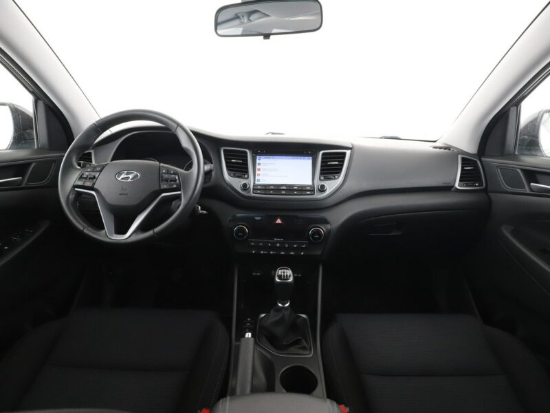 Hyundai Tucson PDC grzane fotele navi bluetooth hak III (2015-2020)