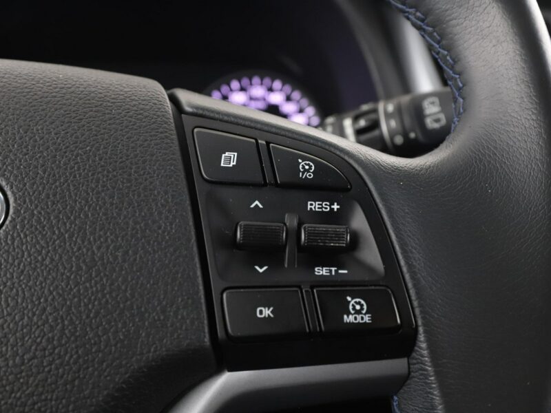 Hyundai Tucson PDC grzane fotele navi bluetooth hak III (2015-2020)