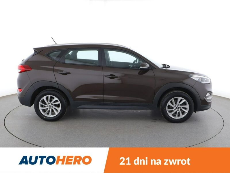 Hyundai Tucson PDC grzane fotele navi bluetooth hak III (2015-2020)