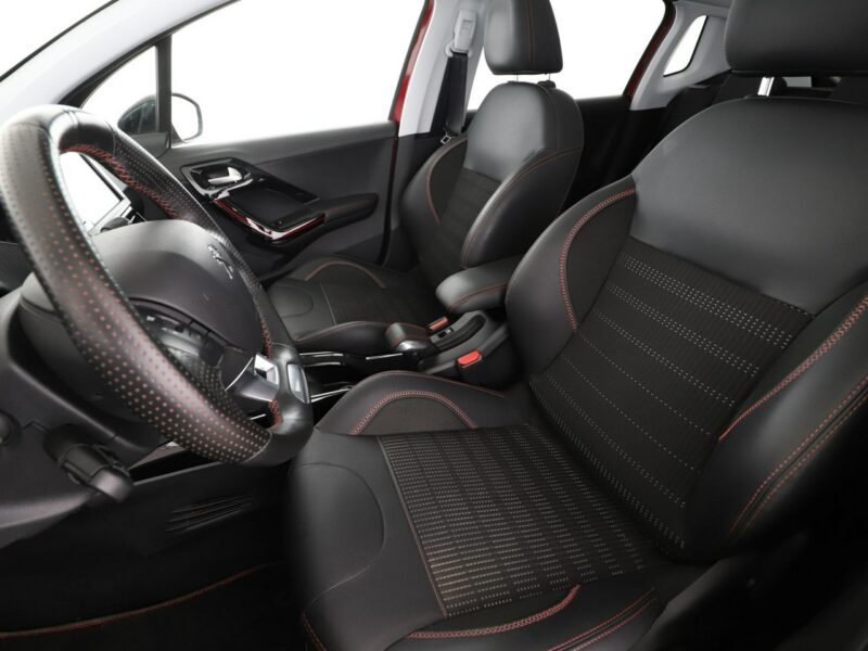 Peugeot 2008 GT-Line automat panorama navi PDC-kamera półskóra tempomat I (2013-2019)