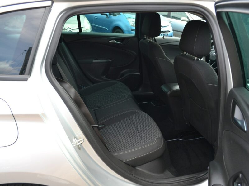 Opel Astra *Klimatyzacja*Serwis*Zadbany*Zarejestrowany J (2009-2019)