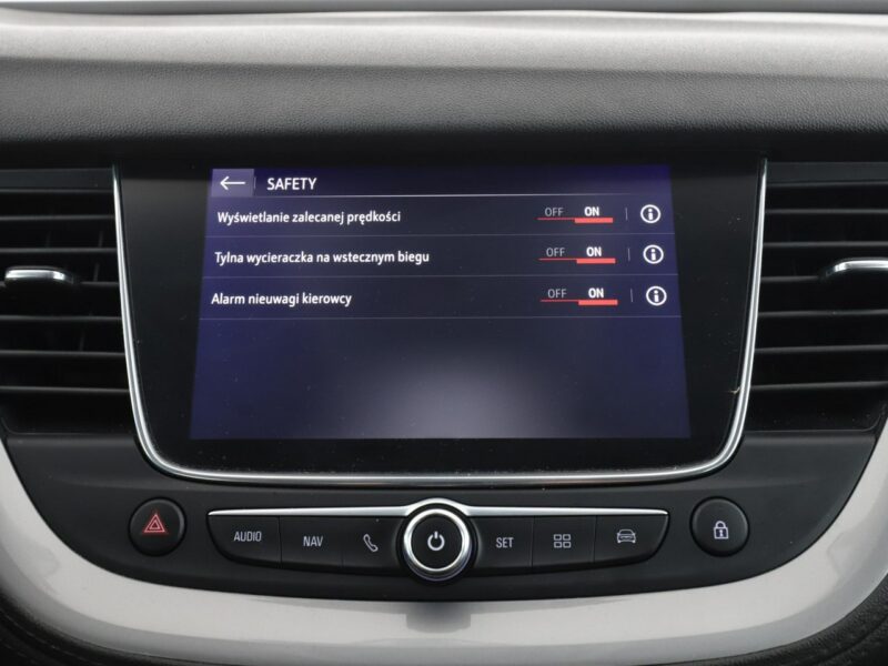 Opel Grandland X Lounge automat panorama grzane fotele+kier. PDC navi półskóra tempomat