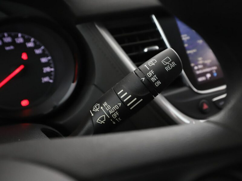Opel Grandland X Lounge automat panorama grzane fotele+kier. PDC navi półskóra tempomat