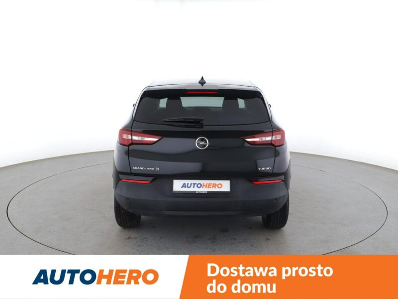 Opel Grandland X Lounge automat panorama grzane fotele+kier. PDC navi półskóra tempomat