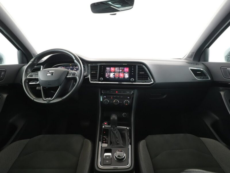 Seat Ateca Xcellence automat panorama climatronic ACC virtual navi kamera360 alca