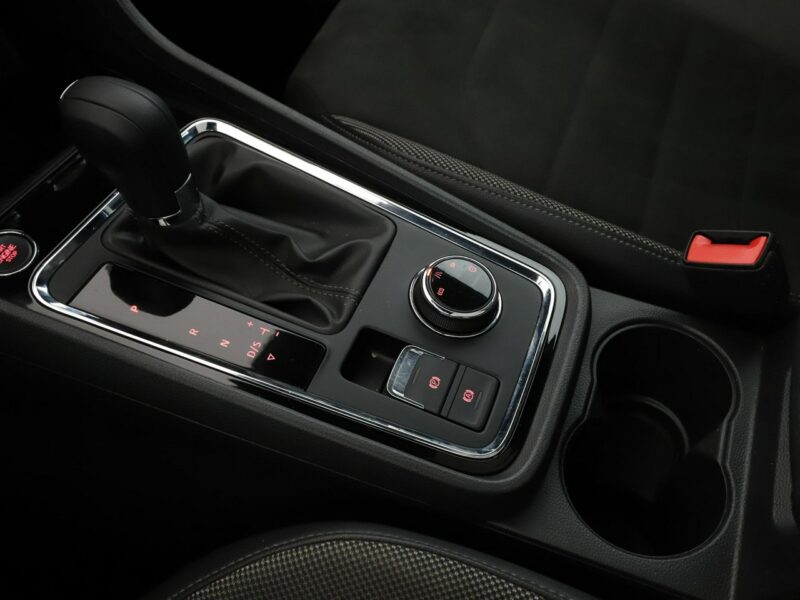 Seat Ateca Xcellence automat panorama climatronic ACC virtual navi kamera360 alca