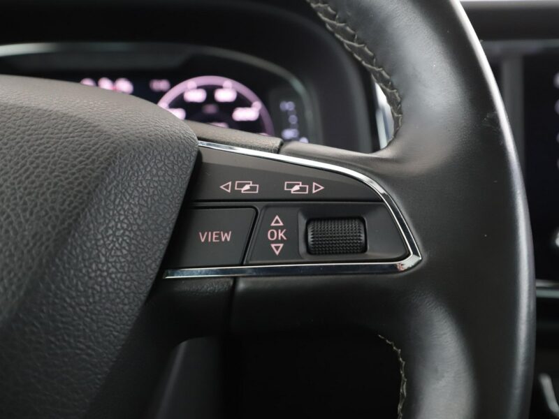 Seat Ateca Xcellence automat panorama climatronic ACC virtual navi kamera360 alca