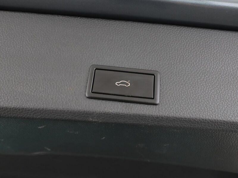 Seat Ateca Xcellence automat panorama climatronic ACC virtual navi kamera360 alca