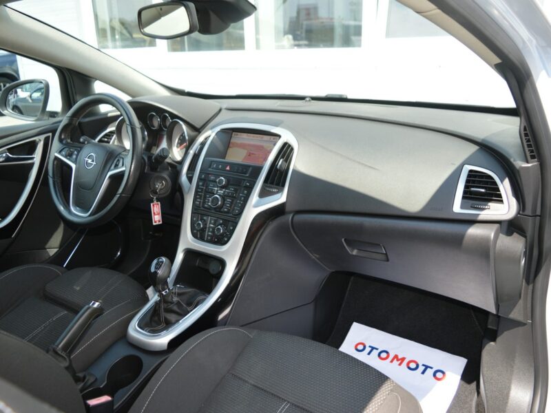 Opel Astra GTC 1.4i 140kM 100% bezwypadkowy Serwis Bi-Xenon LED Navi 172tys.km. J (2009-2019)