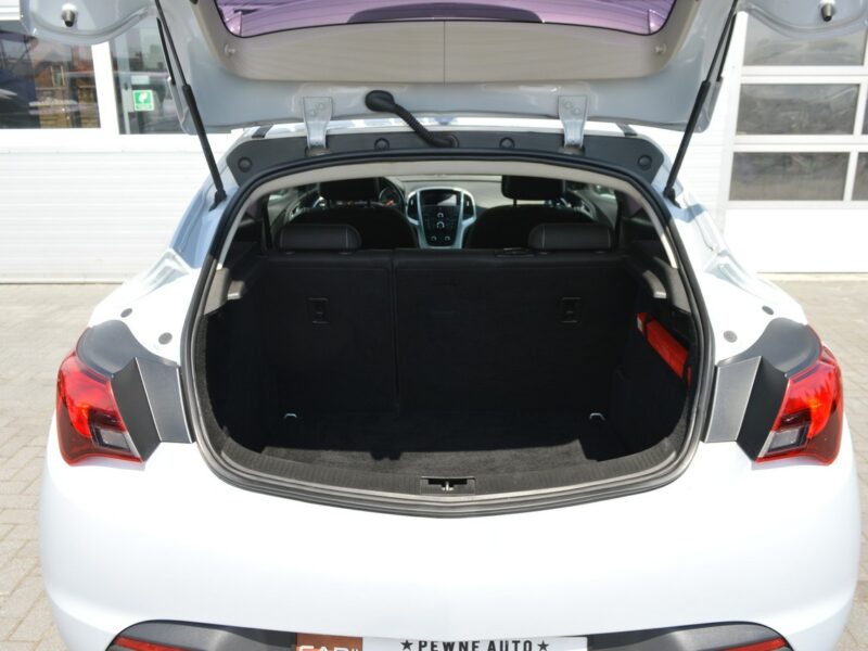 Opel Astra GTC 1.4i 140kM 100% bezwypadkowy Serwis Bi-Xenon LED Navi 172tys.km. J (2009-2019)