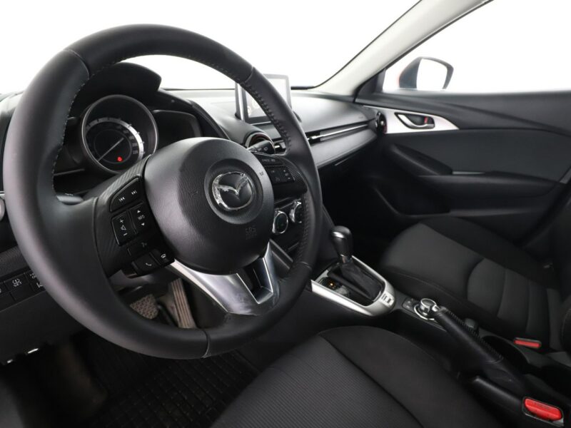 Mazda CX-3 Navi, Aut.klima, hak, podg.fotele, bluetooth