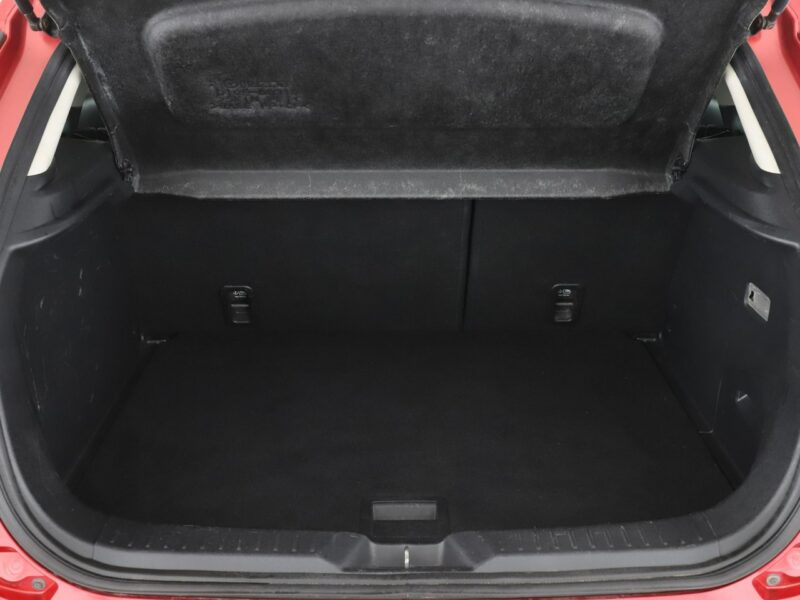 Mazda CX-3 Navi, Aut.klima, hak, podg.fotele, bluetooth