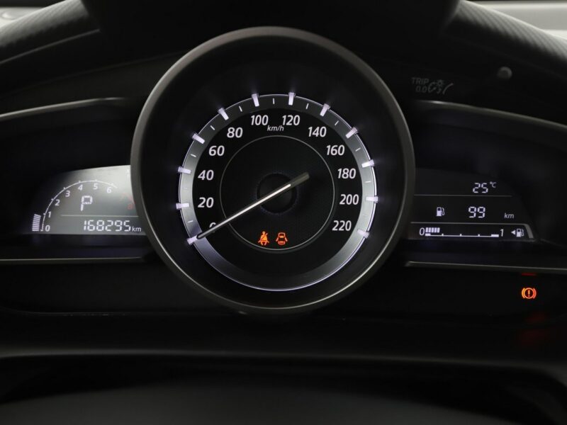 Mazda CX-3 Navi, Aut.klima, hak, podg.fotele, bluetooth