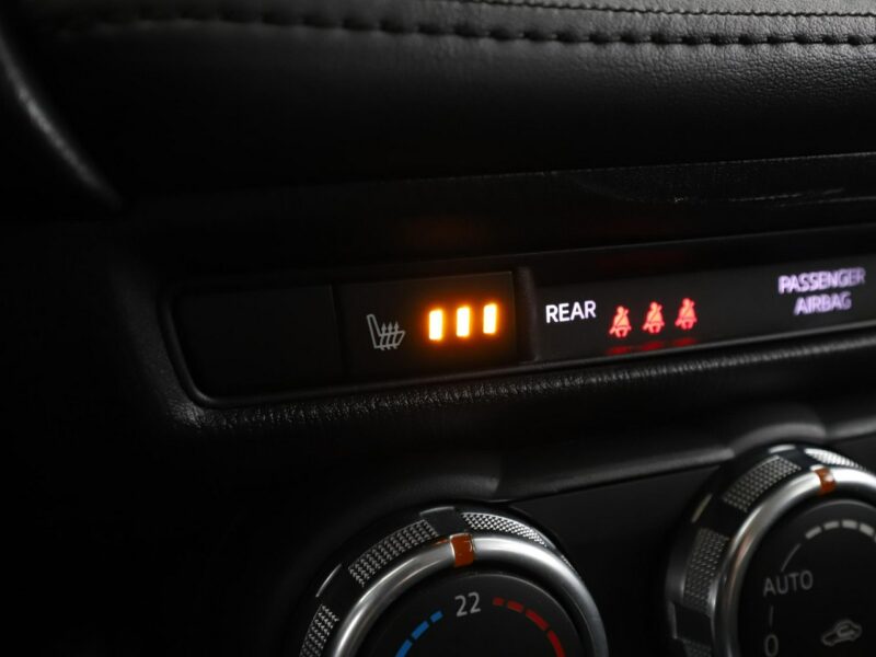 Mazda CX-3 Navi, Aut.klima, hak, podg.fotele, bluetooth