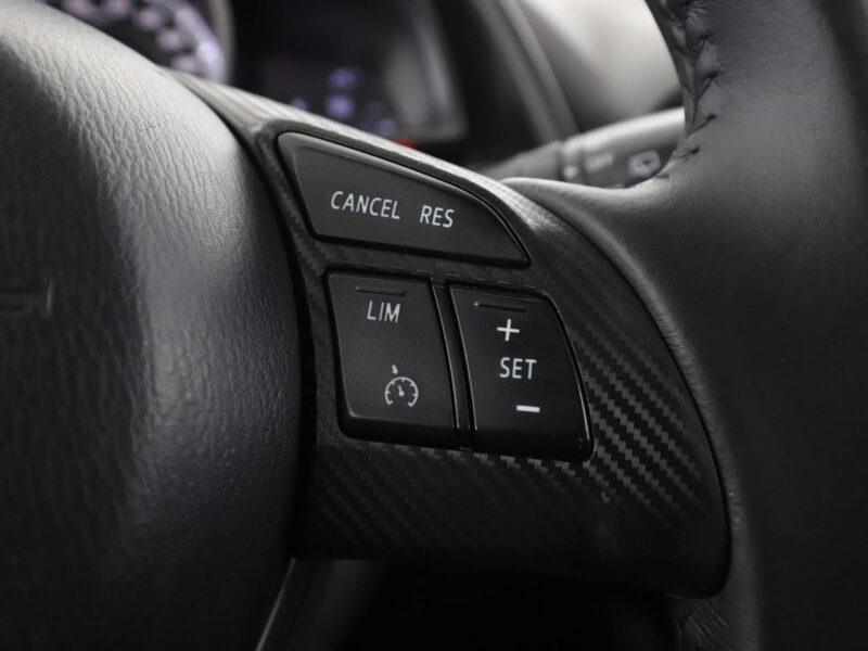 Mazda CX-3 Navi, Aut.klima, hak, podg.fotele, bluetooth