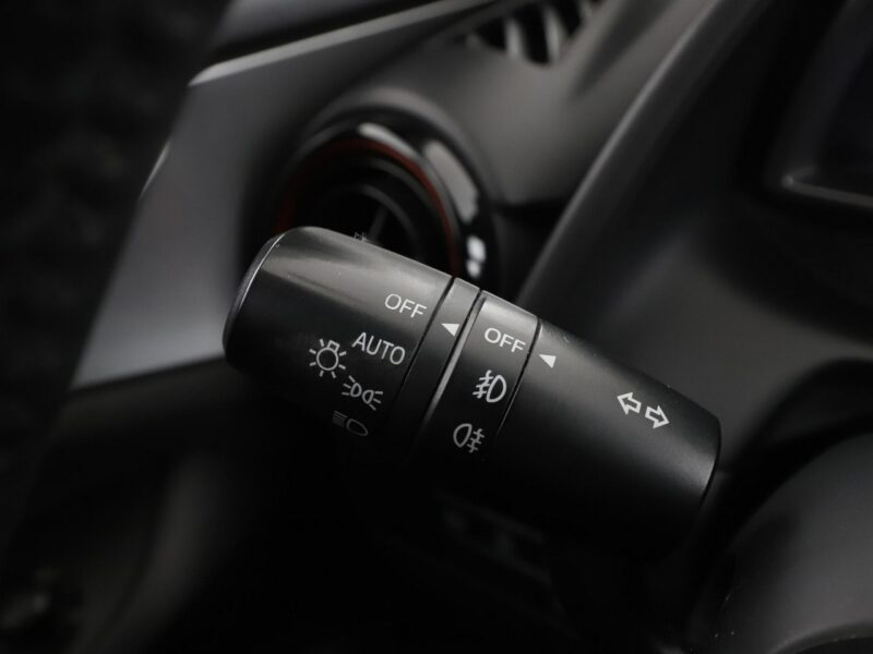 Mazda CX-3 Navi, Aut.klima, hak, podg.fotele, bluetooth