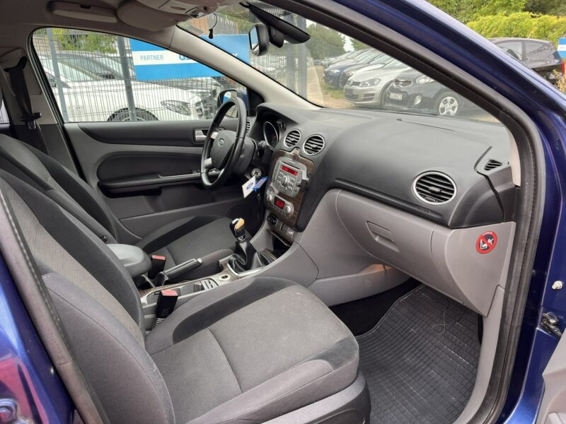 Ford Focus 1.6 klima Alu Grzana szyba Bez Rdzy KS Serw Stan BDB BEzwypadk Opłacon Mk2 (2004-2011)