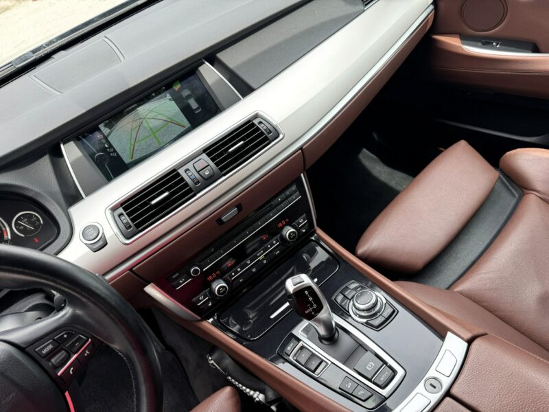 BMW 5GT xDrive ,Bezwypadkowy, Kamera, Dociągi drzwi, Podgrzewane fotele, LED
