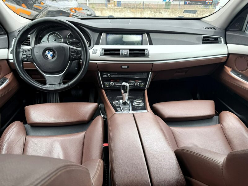 BMW 5GT xDrive ,Bezwypadkowy, Kamera, Dociągi drzwi, Podgrzewane fotele, LED