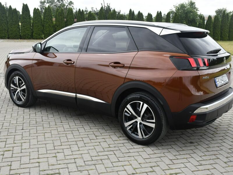 Peugeot 3008 1,2Turbo GT-Line.Ledy.Bi-Xenon.Panorama Dach.Klimatr 2 str. Kamera Cof II (2016-)