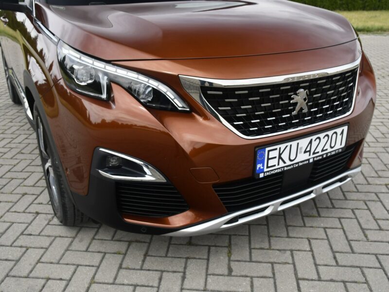 Peugeot 3008 1,2Turbo GT-Line.Ledy.Bi-Xenon.Panorama Dach.Klimatr 2 str. Kamera Cof II (2016-)