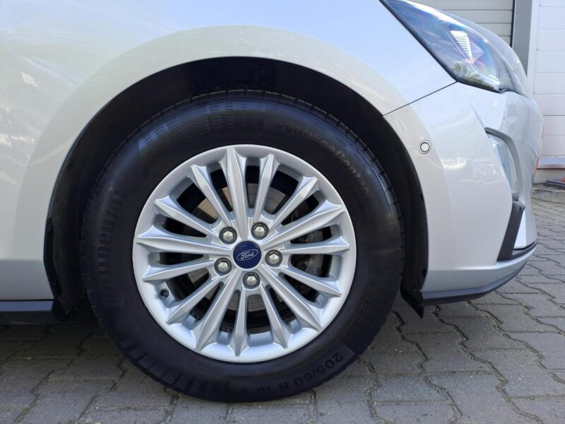 Ford Focus 1,0EcoBoost 125KM Titanium gwarancja KU44471 Mk4 (2018-)