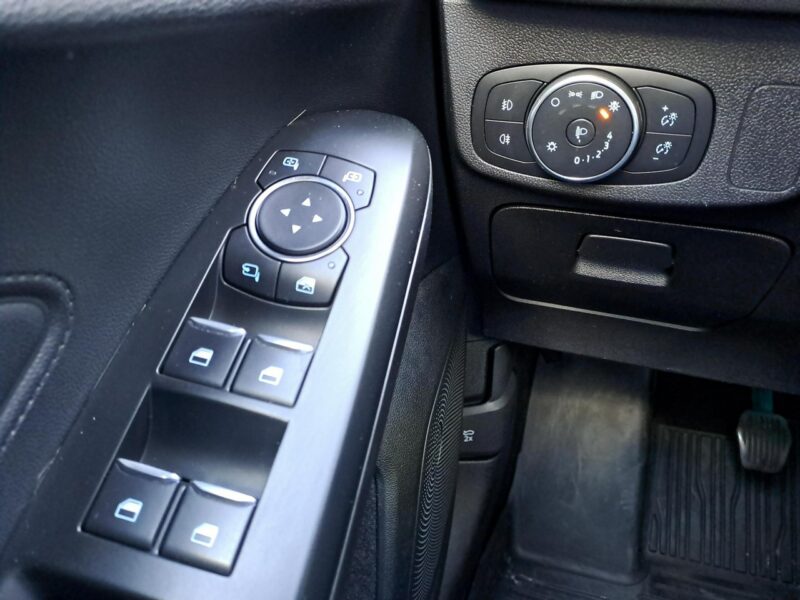 Ford Focus 1,0EcoBoost 125KM Titanium gwarancja KU44471 Mk4 (2018-)
