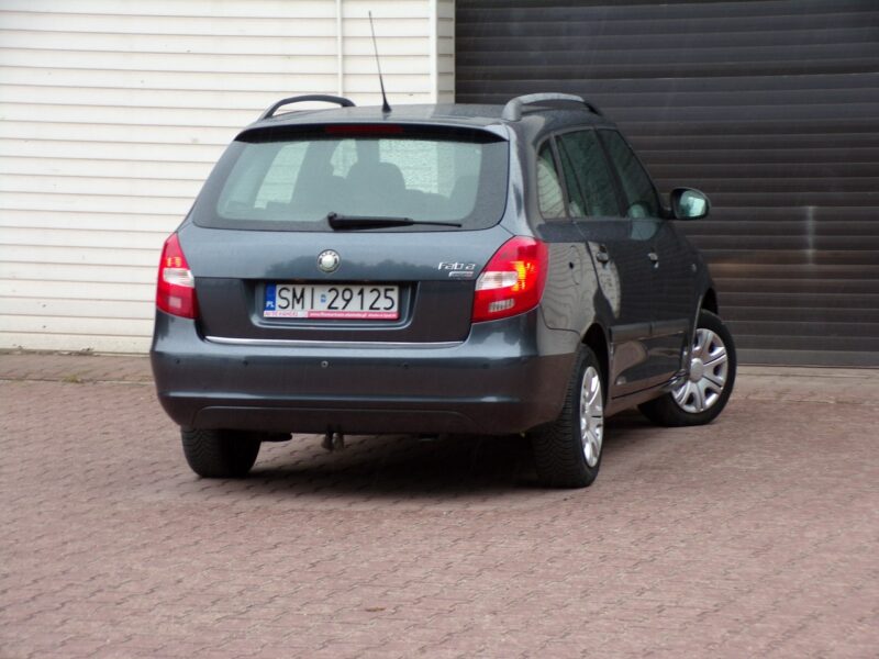 Škoda Fabia Kamera cofania /Klimatyzacja /1,2 /mpi /2010r II (2007-2014)